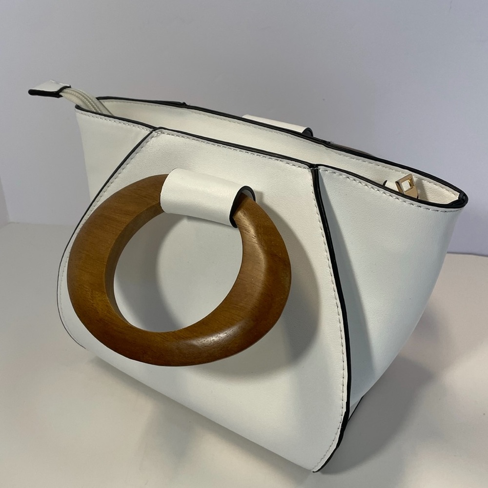 Moda Luxe Purse - Picture 7 of 11